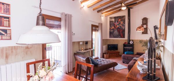 Living room 2