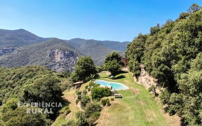 Piscina rústica (oberta de juny a setembre)